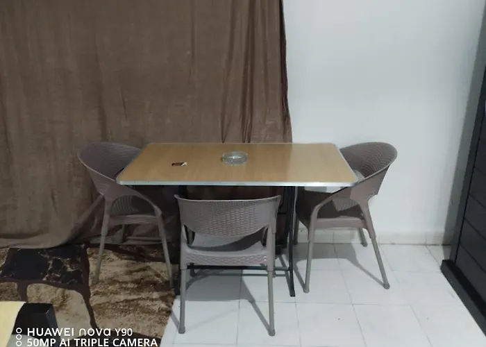 Lovely Studio In Private Villa With Garden View And Free Parking