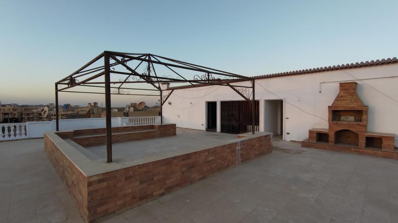 Lovely In Private With Garden View And Free Parking Апартаменти *