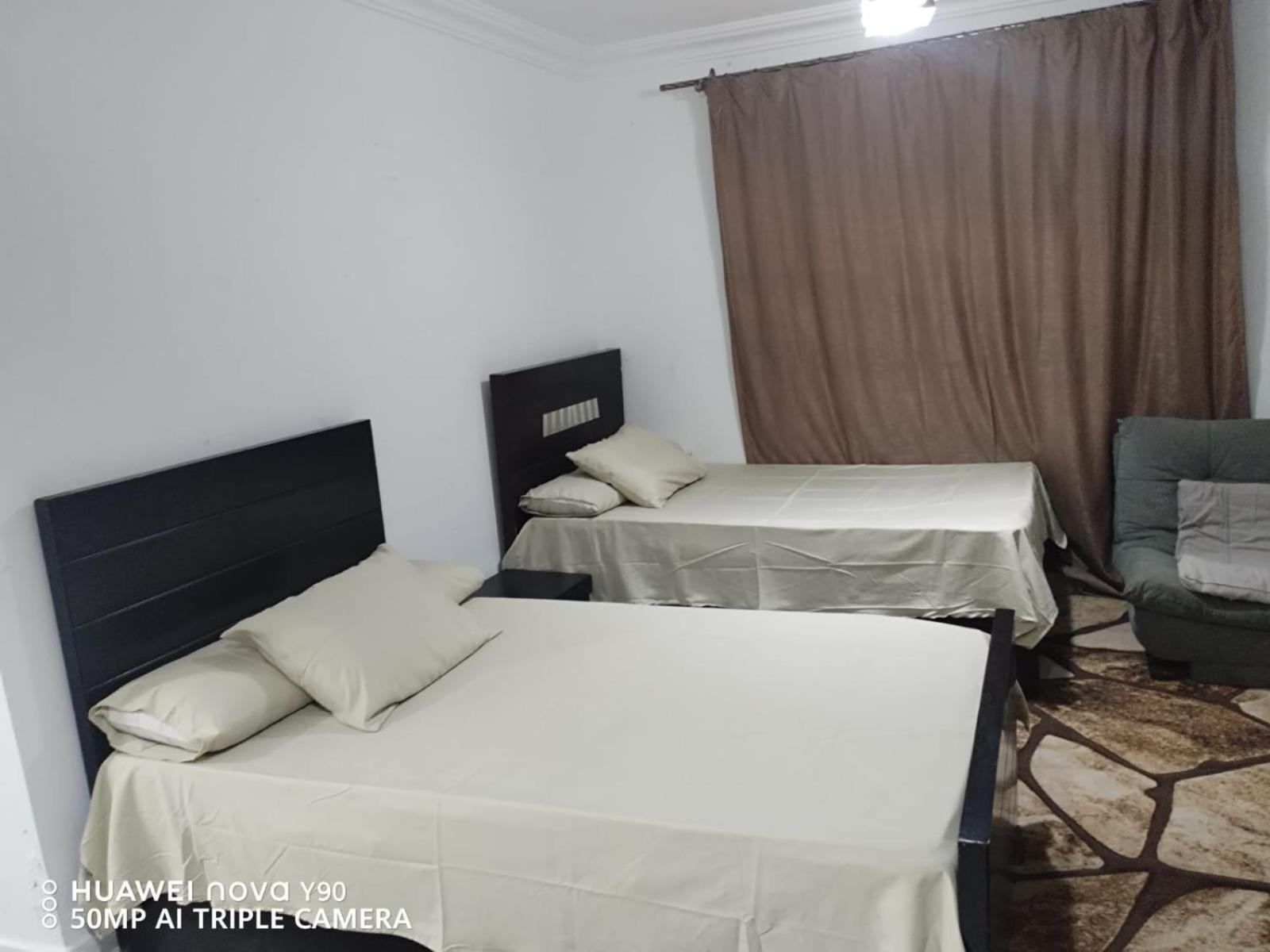 Lovely In Private With Garden View And Free Parking Apartmán *